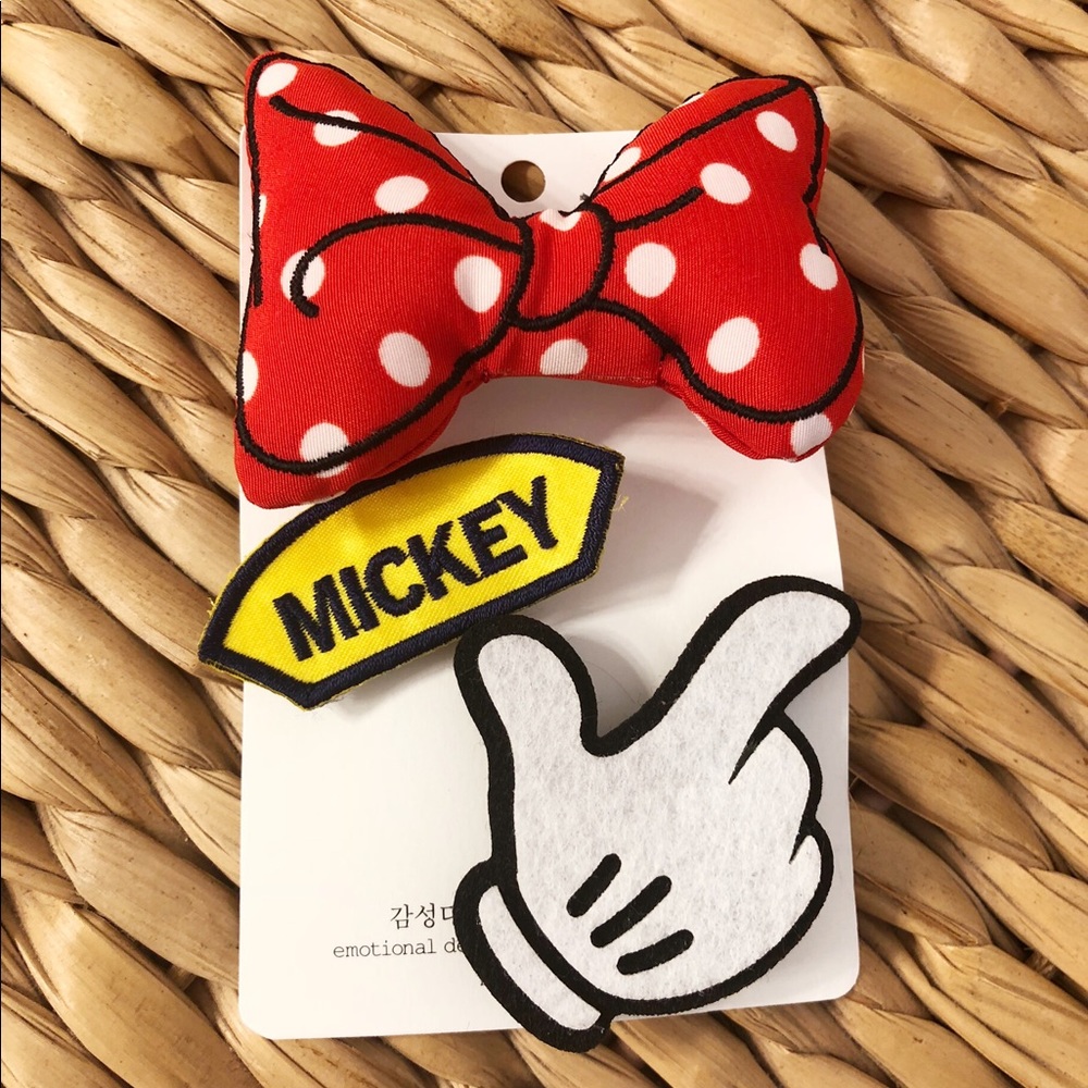 Mickey hand and ribbon brooch